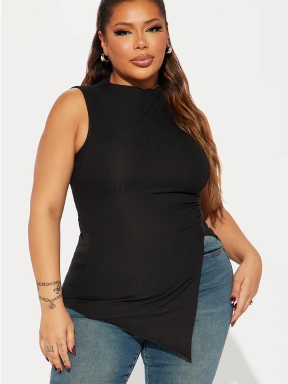 Fashion Nova Black Sleeveless Asymmetric Hem Tank